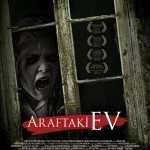 Araftaki Ev